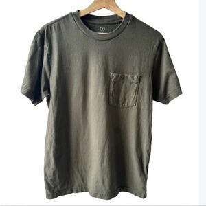 Gap Olive Green Everyday Soft Pocket T‑Shirt Small Casual Neutral Cotton Comfort